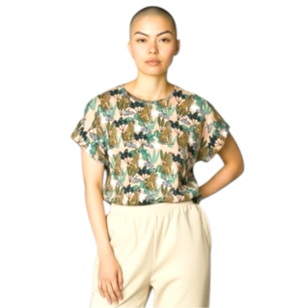 Pepaloves Anthtopologie Floral Cheetah Knit Shirt S Tropical Short Sleeves Top